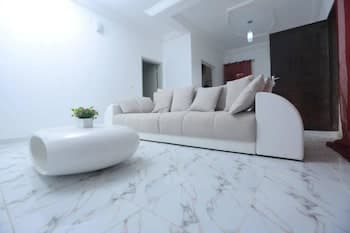 Residence Lolla-Maya