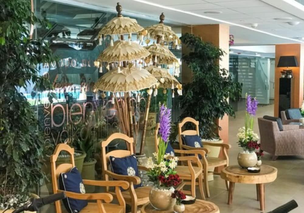 On Family Islantilla