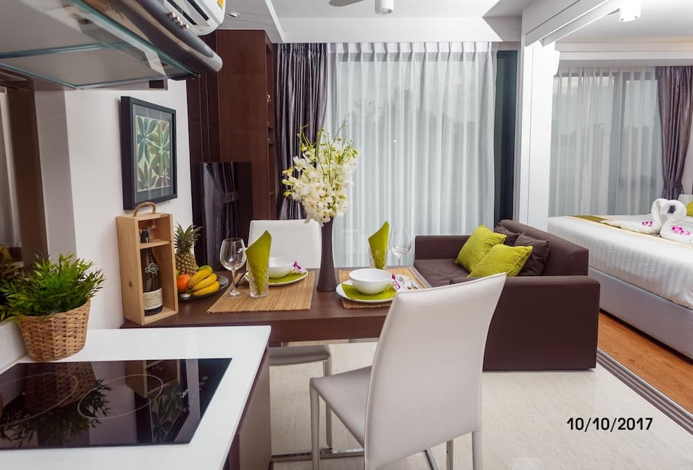 The Aristo by Holy Cow 420