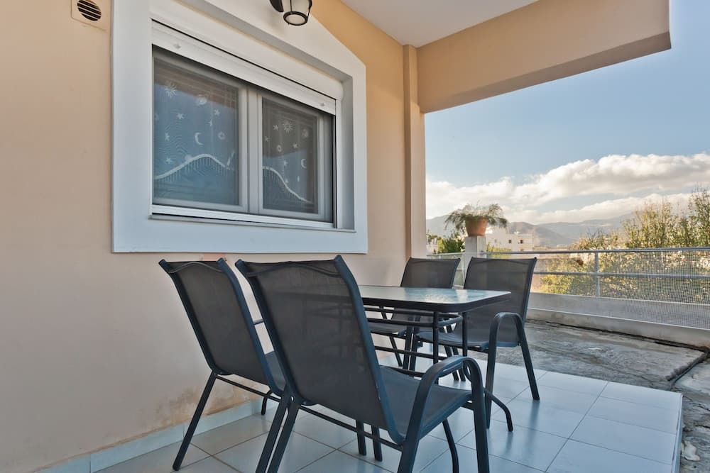 One Bedroom Apartment