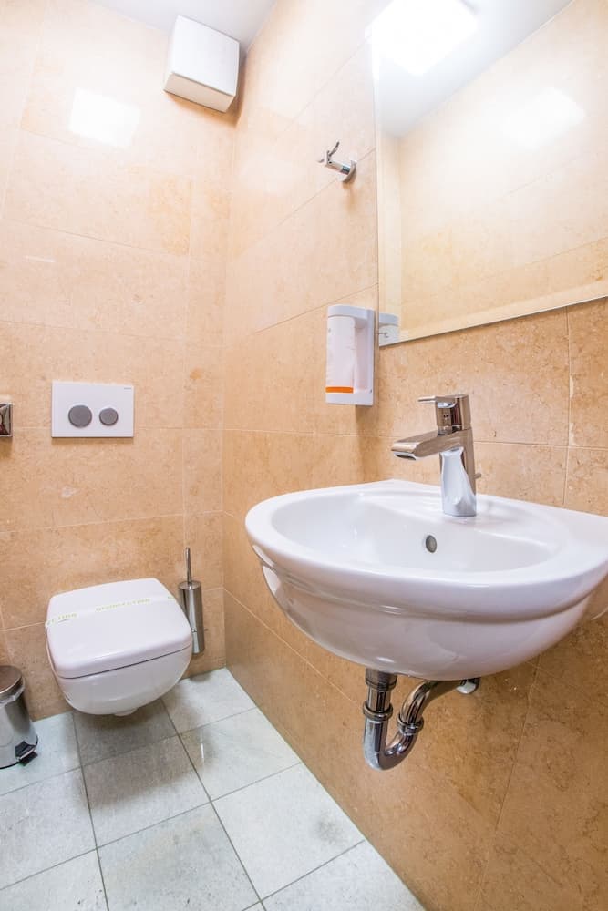 Alexandra Business Hotel