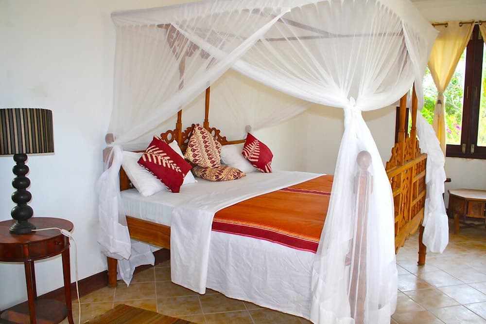 Villa Paradise ON THE Ocean