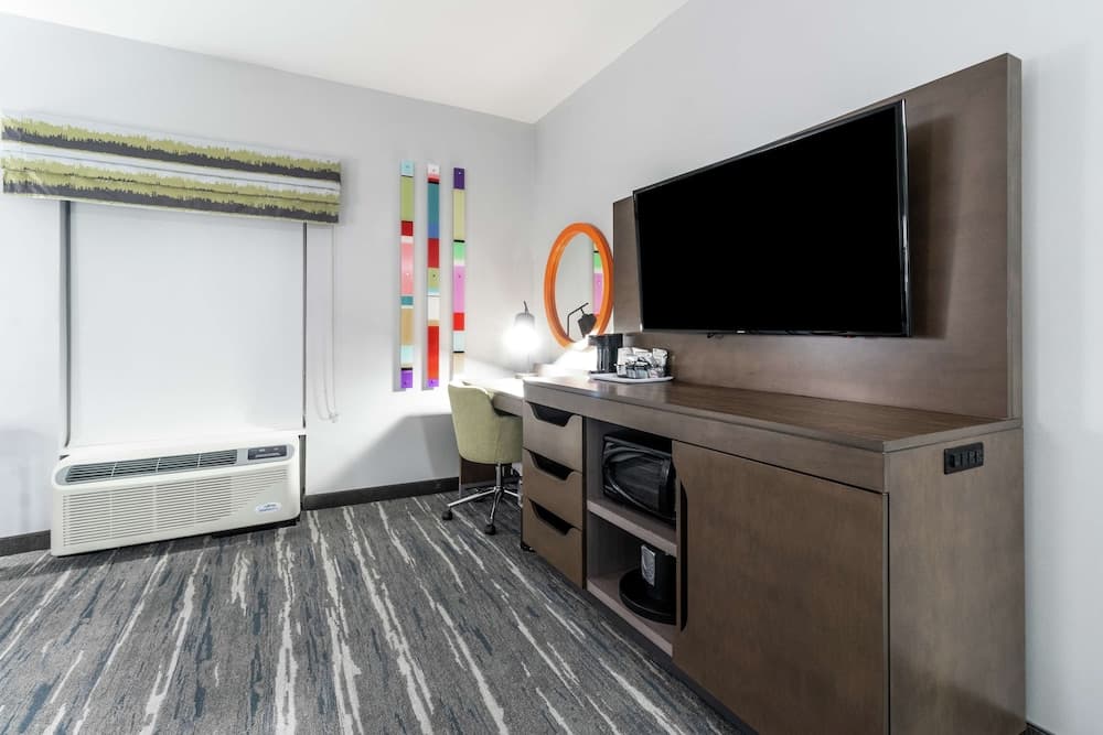 Hampton Inn Locust Grove