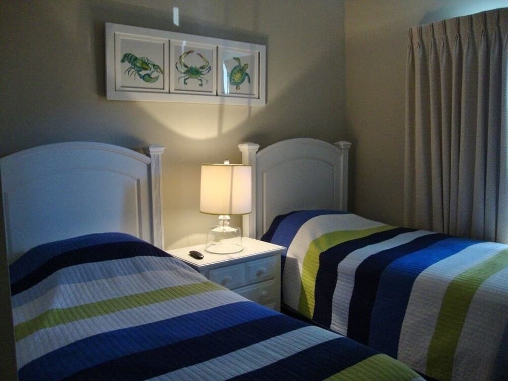 Arbor Trace #723 - 2 Br Condo