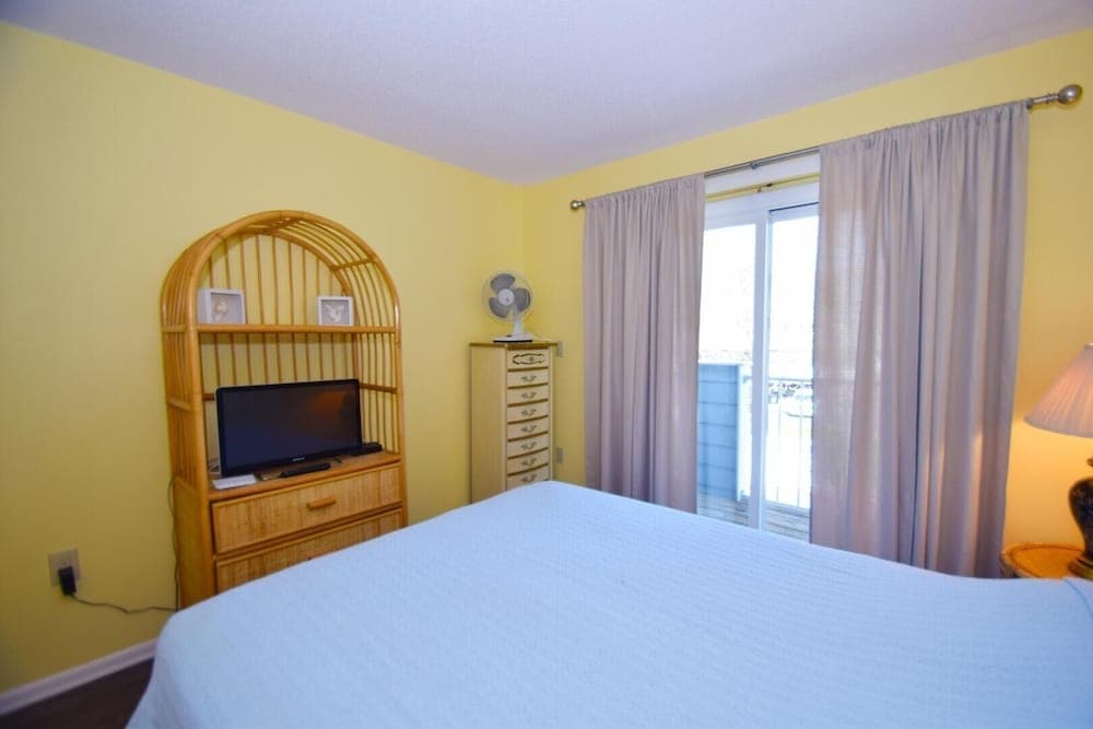 Harbour Island 79J - 3 Br Townhouse