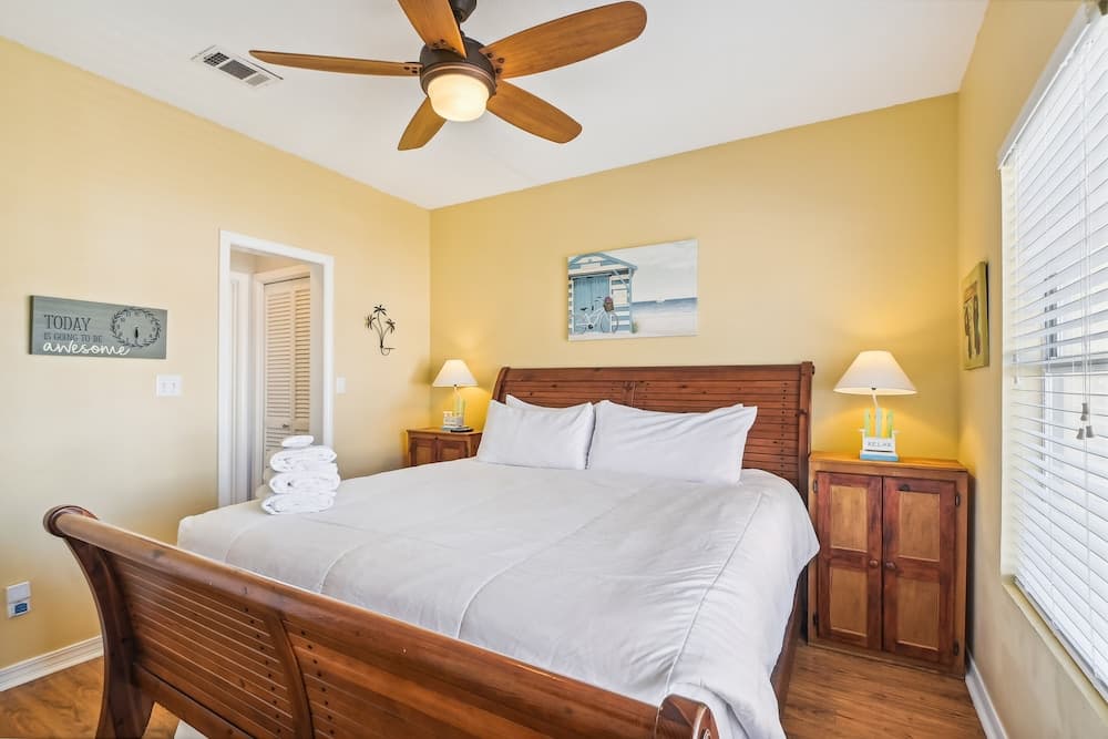 Sandpiper Cove 9210 1 Bedroom Condo by RedAwning