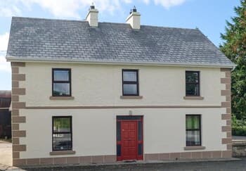 Garadice View Farm House - 6 Bed accommodation