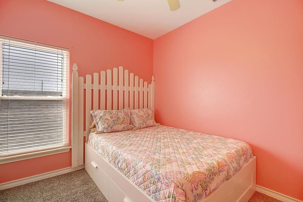 Pirates Bay Poolside Tortuga Home by Redawning