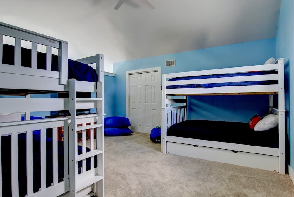 La Playa Paradise - 4 Br Home