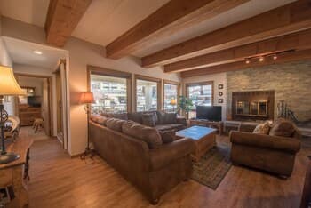 Rustic-Contemporary 3Br With Great Views! - No Cleaning Fee!