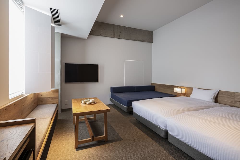TSUGU Kyoto Sanjo by THE SHARE HOTELS