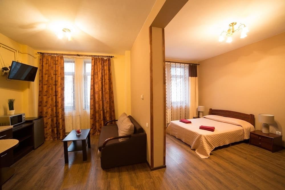 Aparthotel na Mytniy