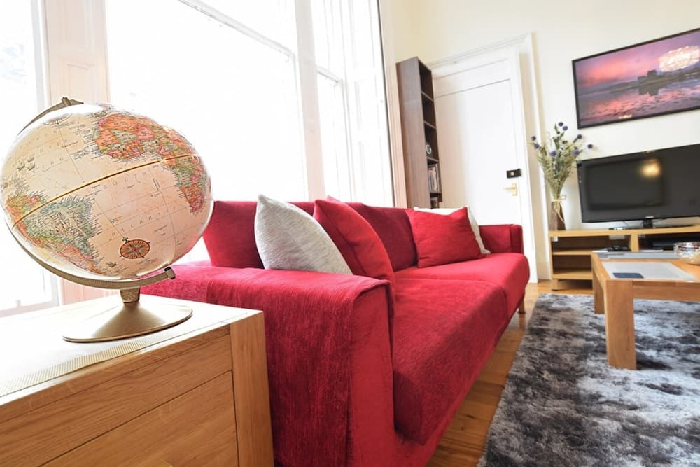 Great Location Heart of the Centre 2 Bed 2 Bath