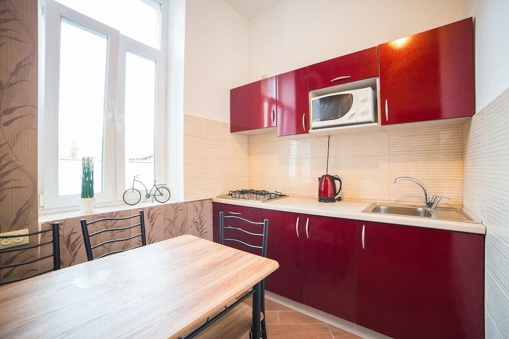 Apartment Shpitalna 21