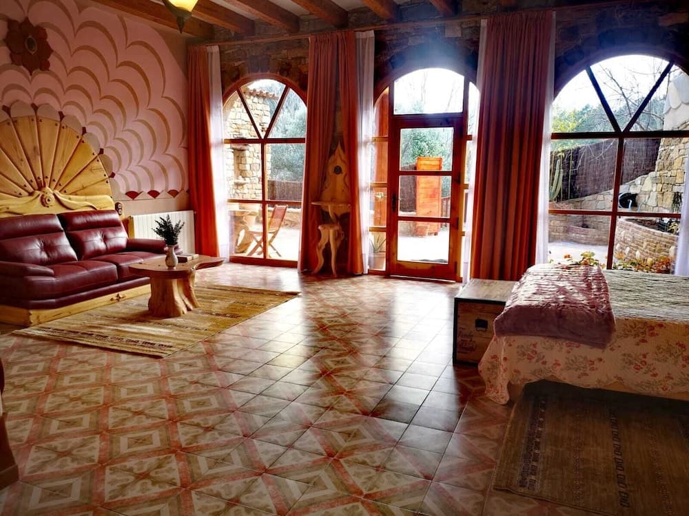 Masía La Posada del río Carbo