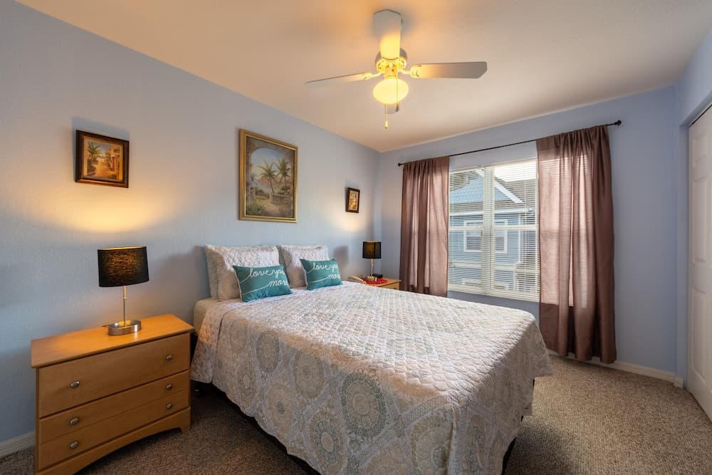 Venetian Bay Villages 2220 - 103