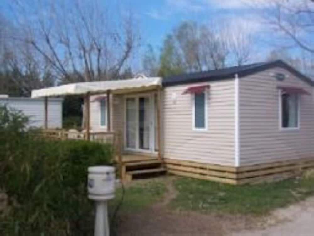 Camping Lou Comtadou