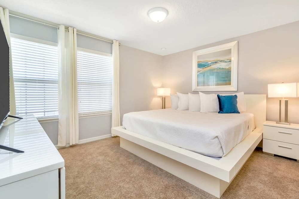 New and Luxurious in Westside With Pool 6bd/5ba #6ws690