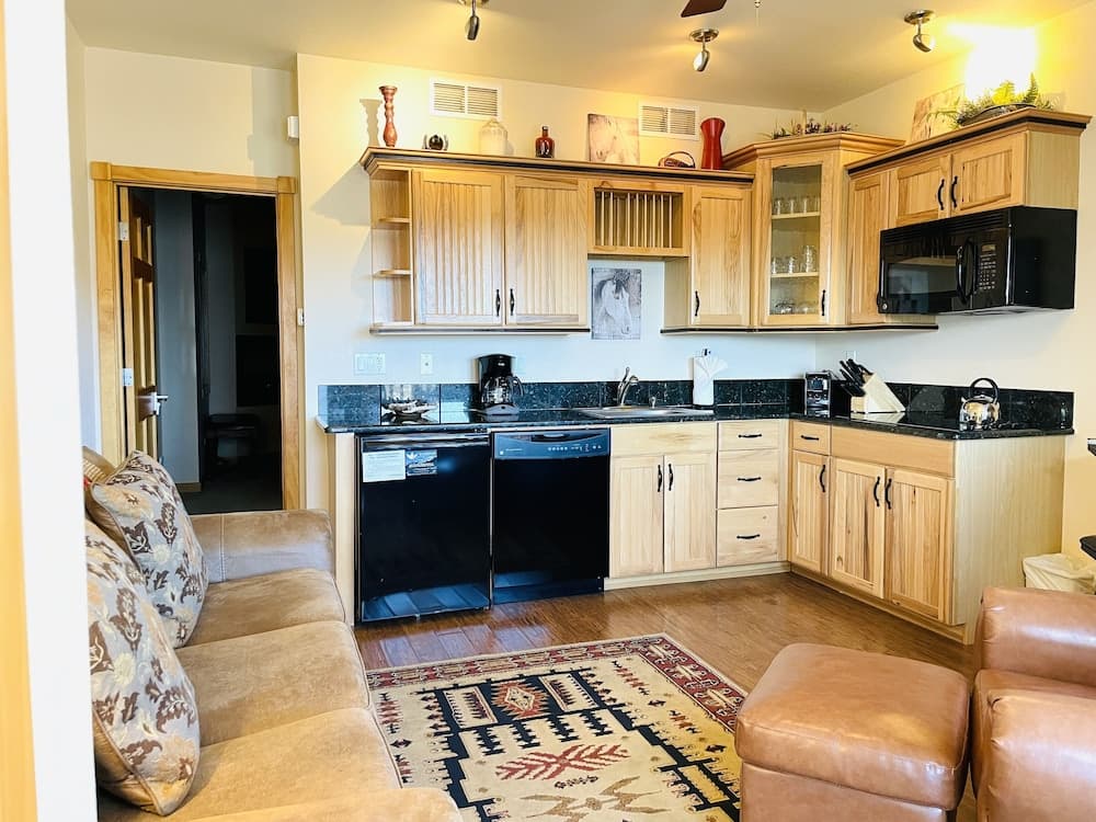 Horsetooth Peak 26C 1 Bedroom Condo by RedAwning