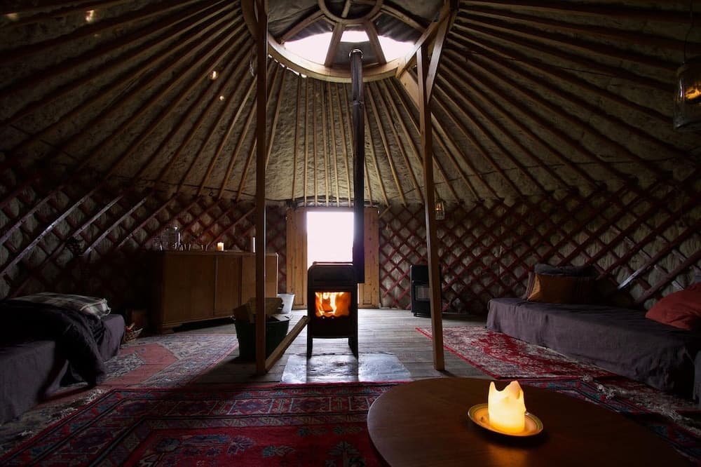 Traustholtshólmi - Yurt Experience on a Private Island