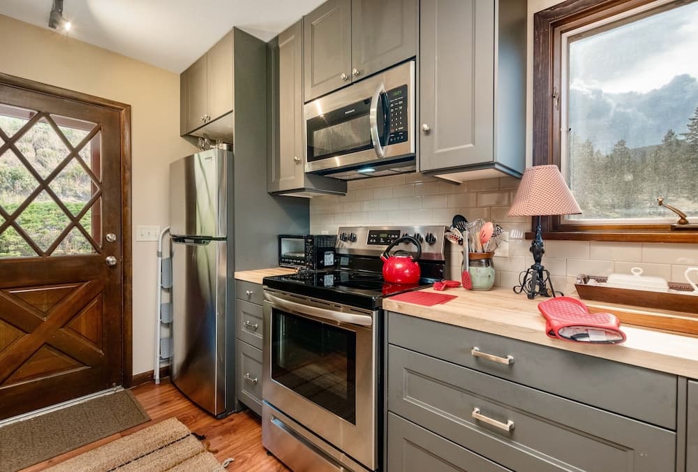 Stevenson Family Vacation At Windcliff 3 Bedroom Home by RedAwning