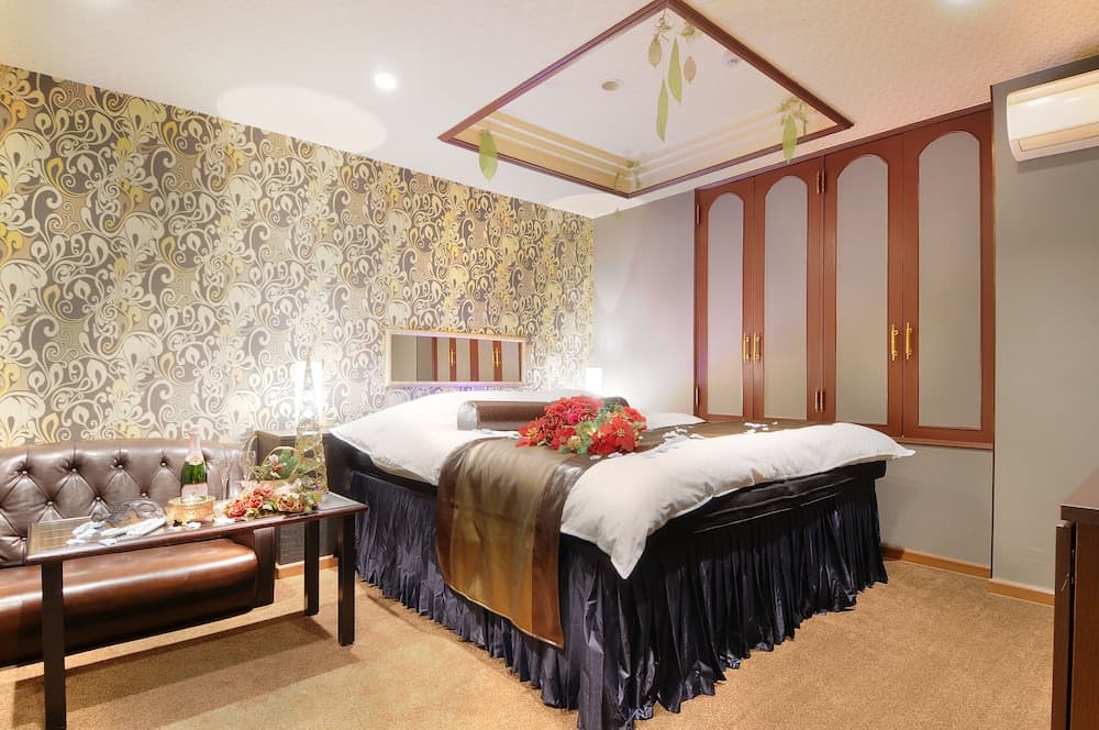 ishidu hotel blanc chapel christmas - Adults Only