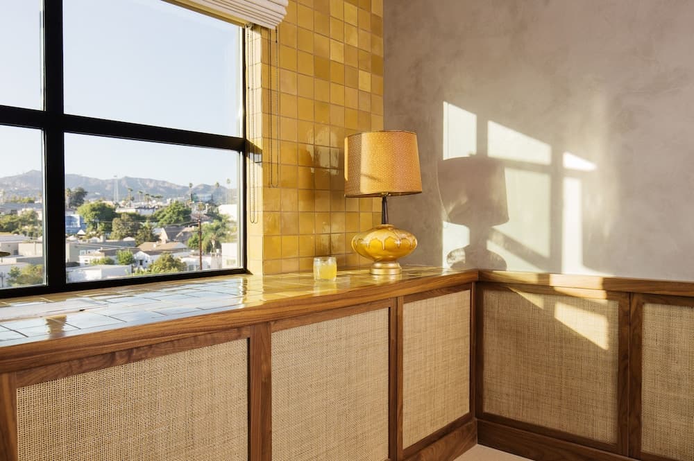 Silver Lake Pool & Inn