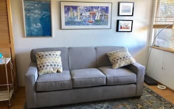 Albany Hill Apartment