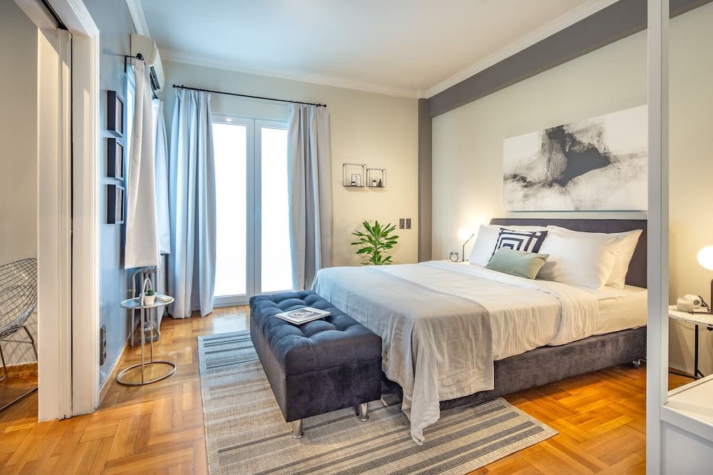 UPSTREET Superb 1BD Apt-Heart of Kolonaki