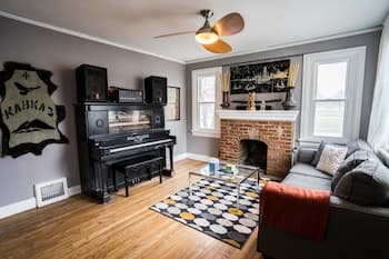 The City Park Cottage With Home Theater