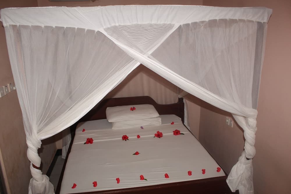 Pwani Vanilla House & Restaurant