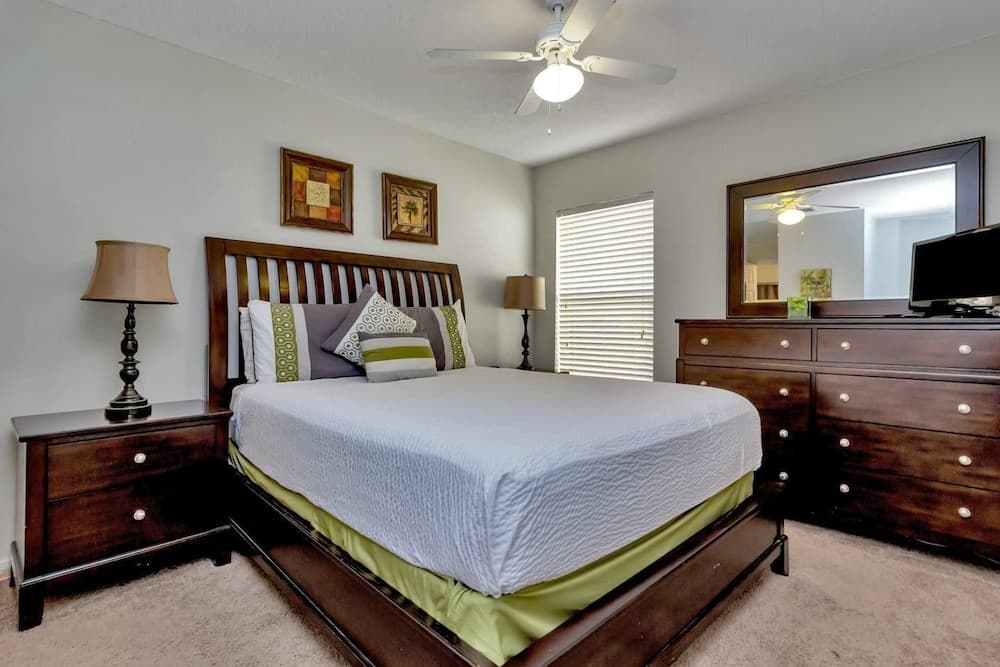 Aviana Resort- Beautiful 5bd/3ba Pool Home-#5av316