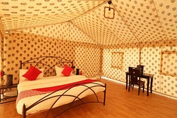 OYO 28125 Indraprasth Two Tent City