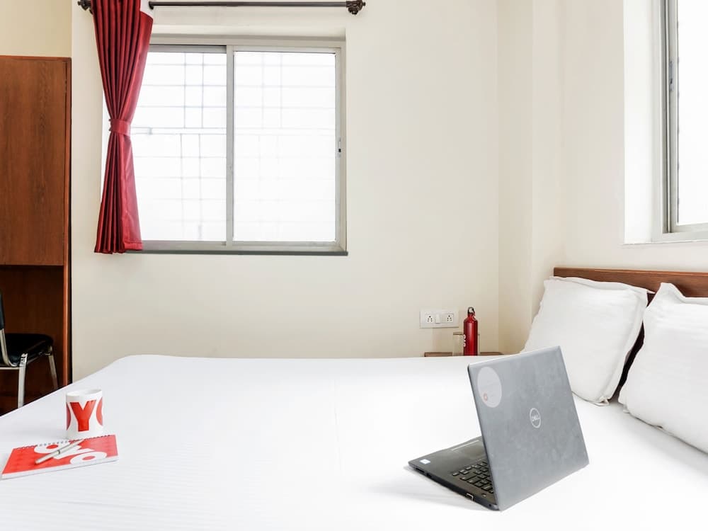 OYO Living 26804 Luxurious Studio Rooms