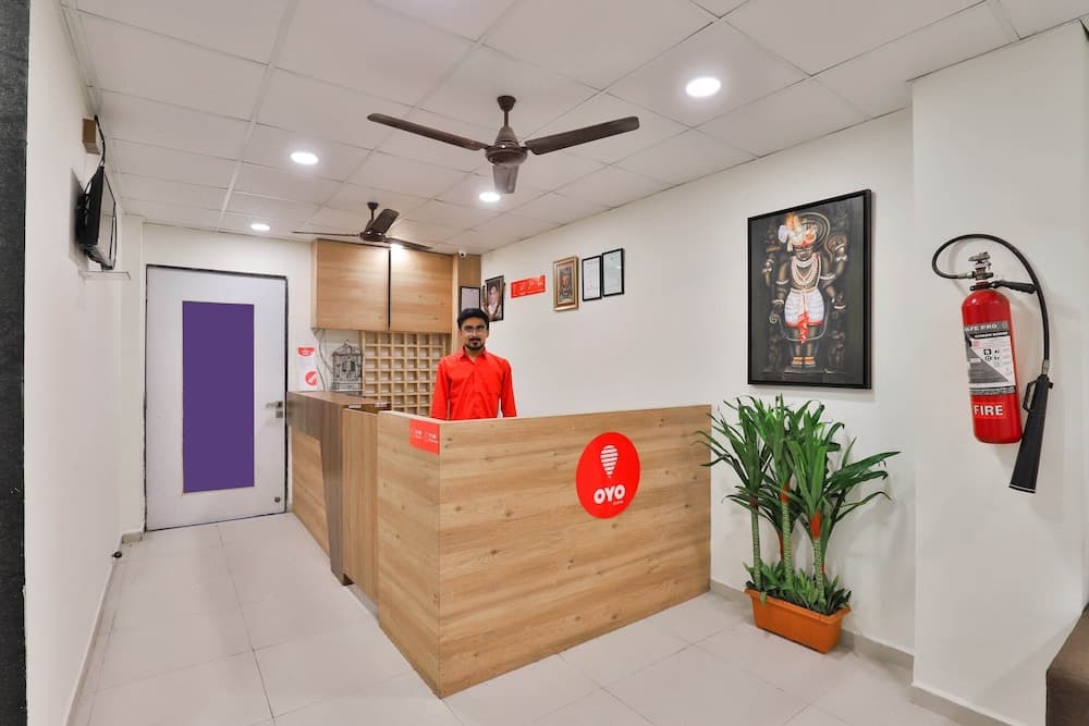 OYO 16675 Hotel Krishna Inn