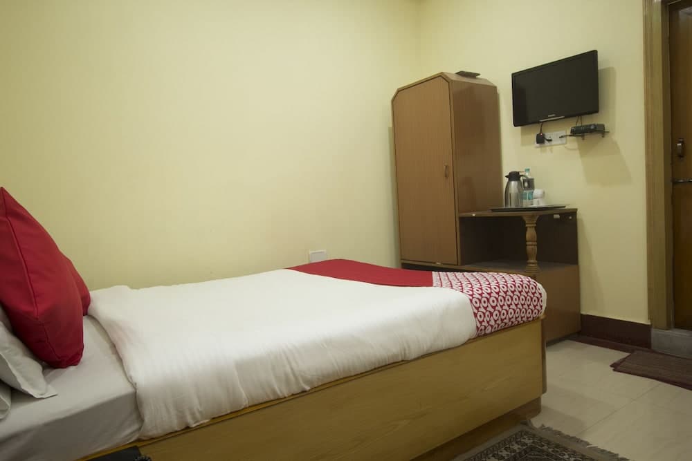 OYO 16794 Bidhan Residency