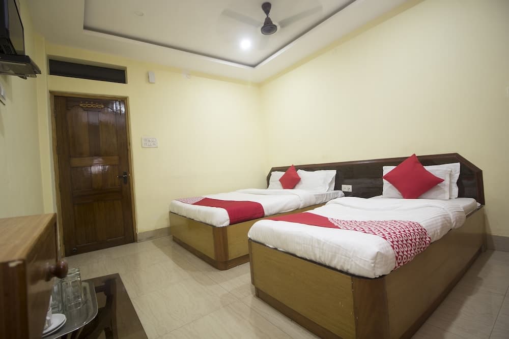 OYO 16794 Bidhan Residency