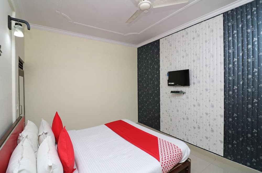 OYO 24600 Grand Harshit Resort