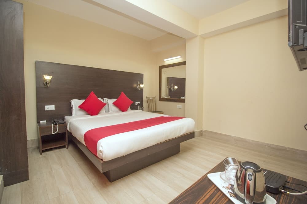 OYO 25087 Hotel Horizon