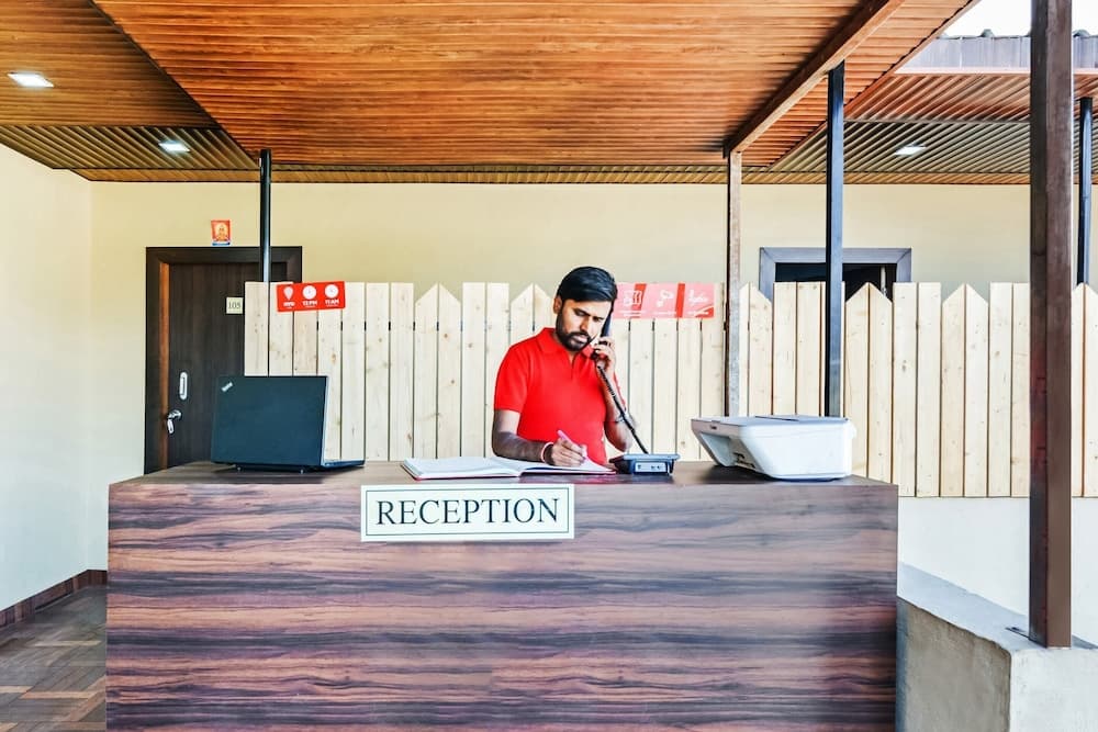 OYO 27730 Pawna Lake House