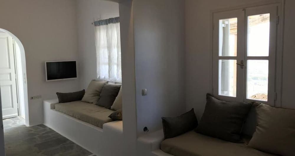 Private Vacation Home - Near Mykonos New Port