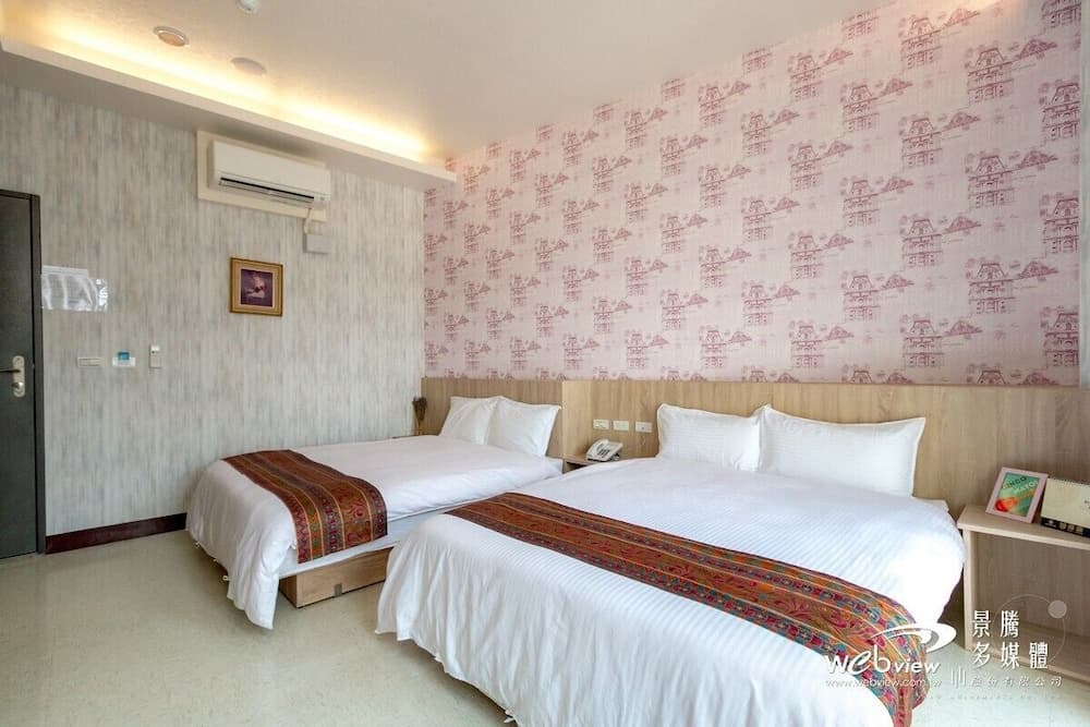 Jia-Jia Business Hotel