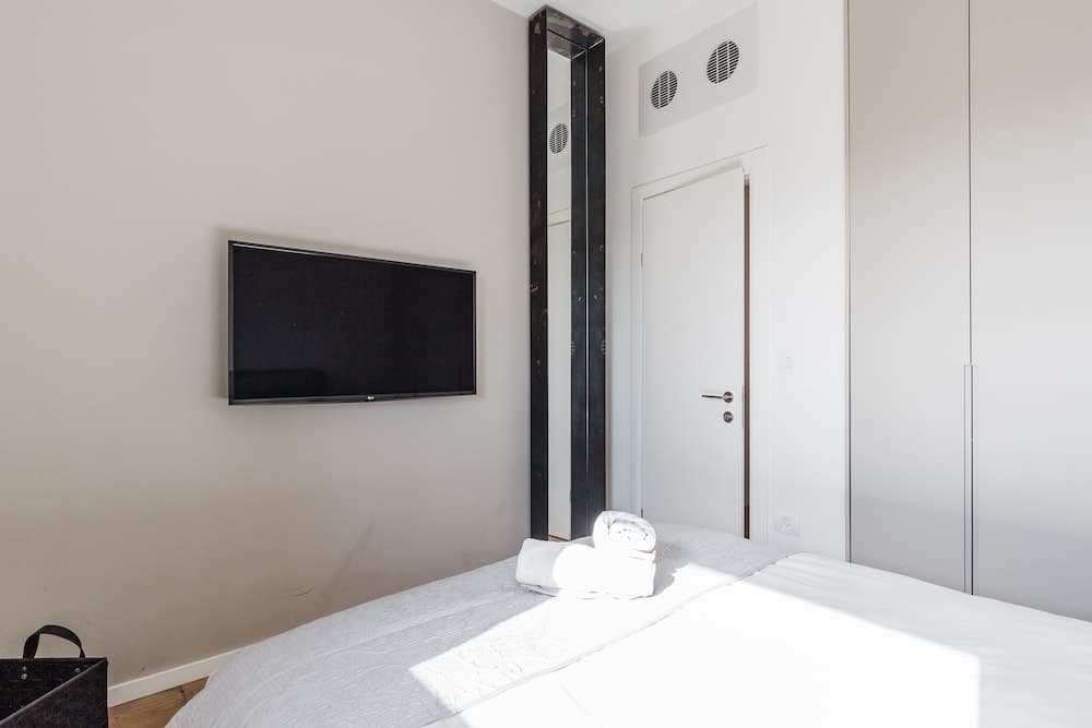 New luxury Apt in Neve Tsedek 3BDR N17