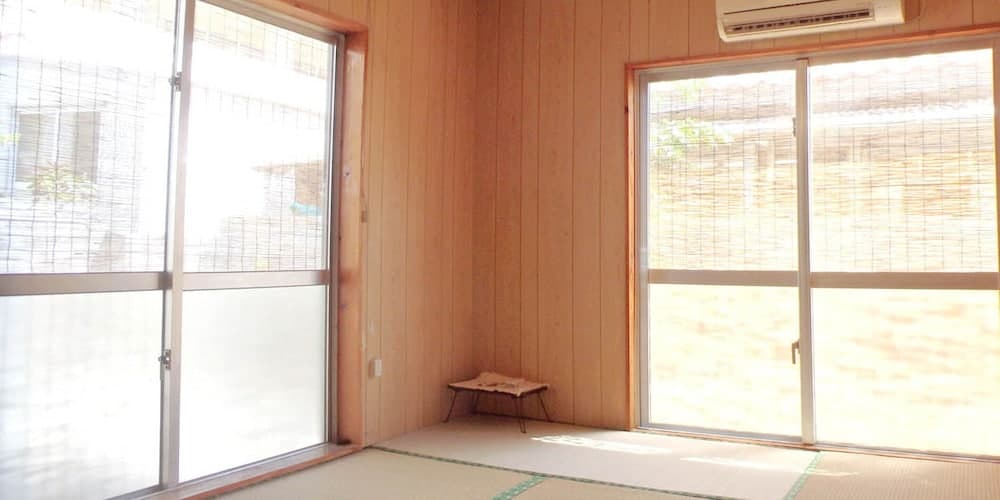 Ishigaki Island old houses inns Chura Akagawara