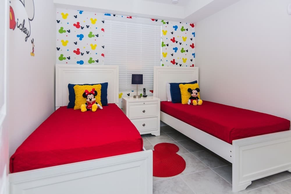 Fabulous Apartment with balcony at Storey Lake 272977