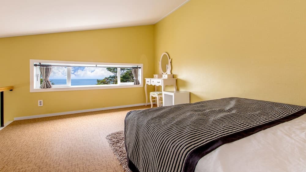 Taean Sol Mirabell Pension