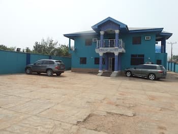 Keblat Hotel  Suites