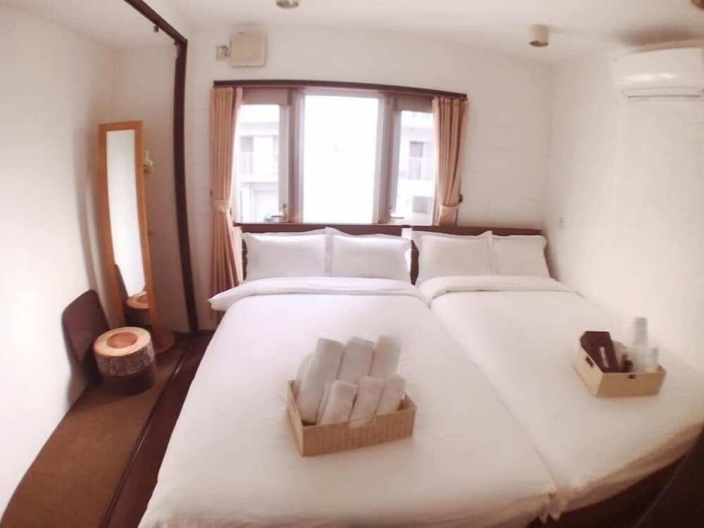 Osaka Sinsei Guest House
