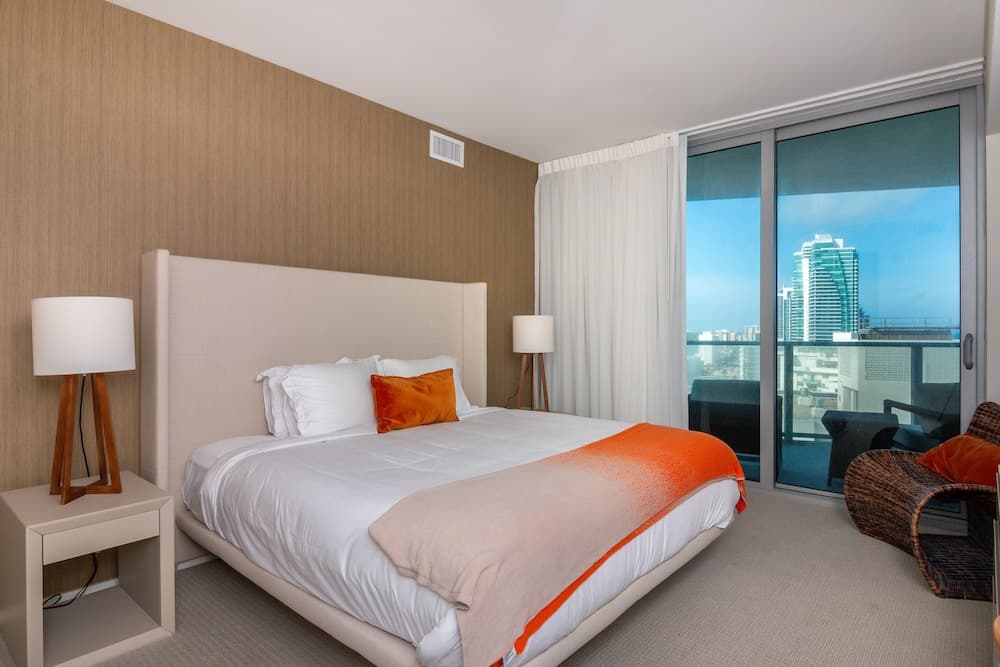 Private Ocean Condos - Hyde Beach Resort