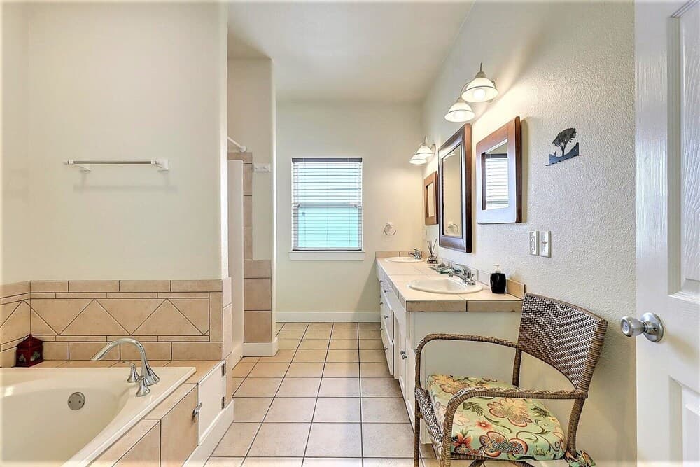 Leave of Absence - 4 Br Home